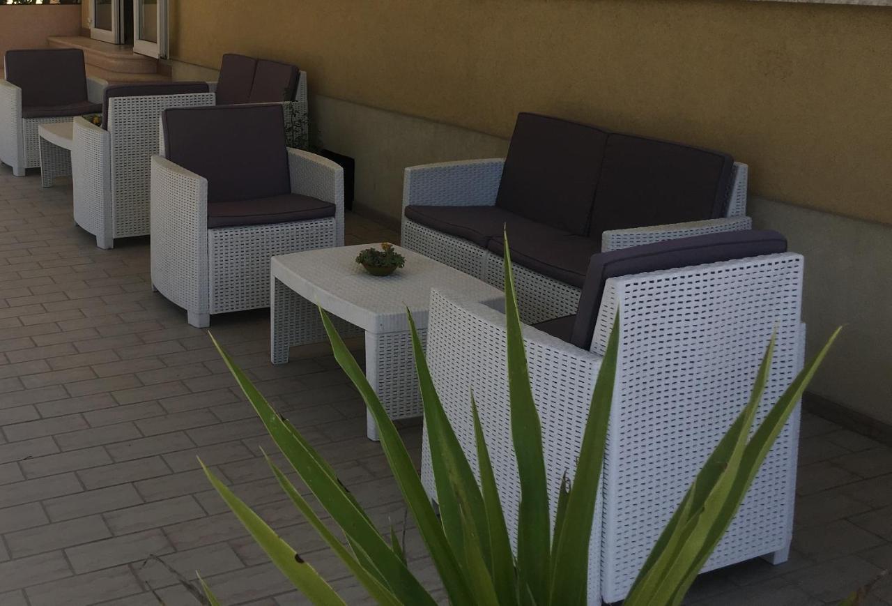 Hotel Villa Rinaldini Rimini Luaran gambar